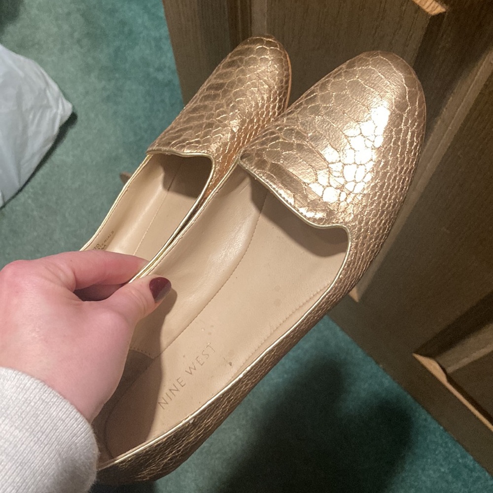 Nine West, loafers/flats size 7.5, color: gold